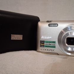 NIKON CoolPix S4300 Digital Camera 