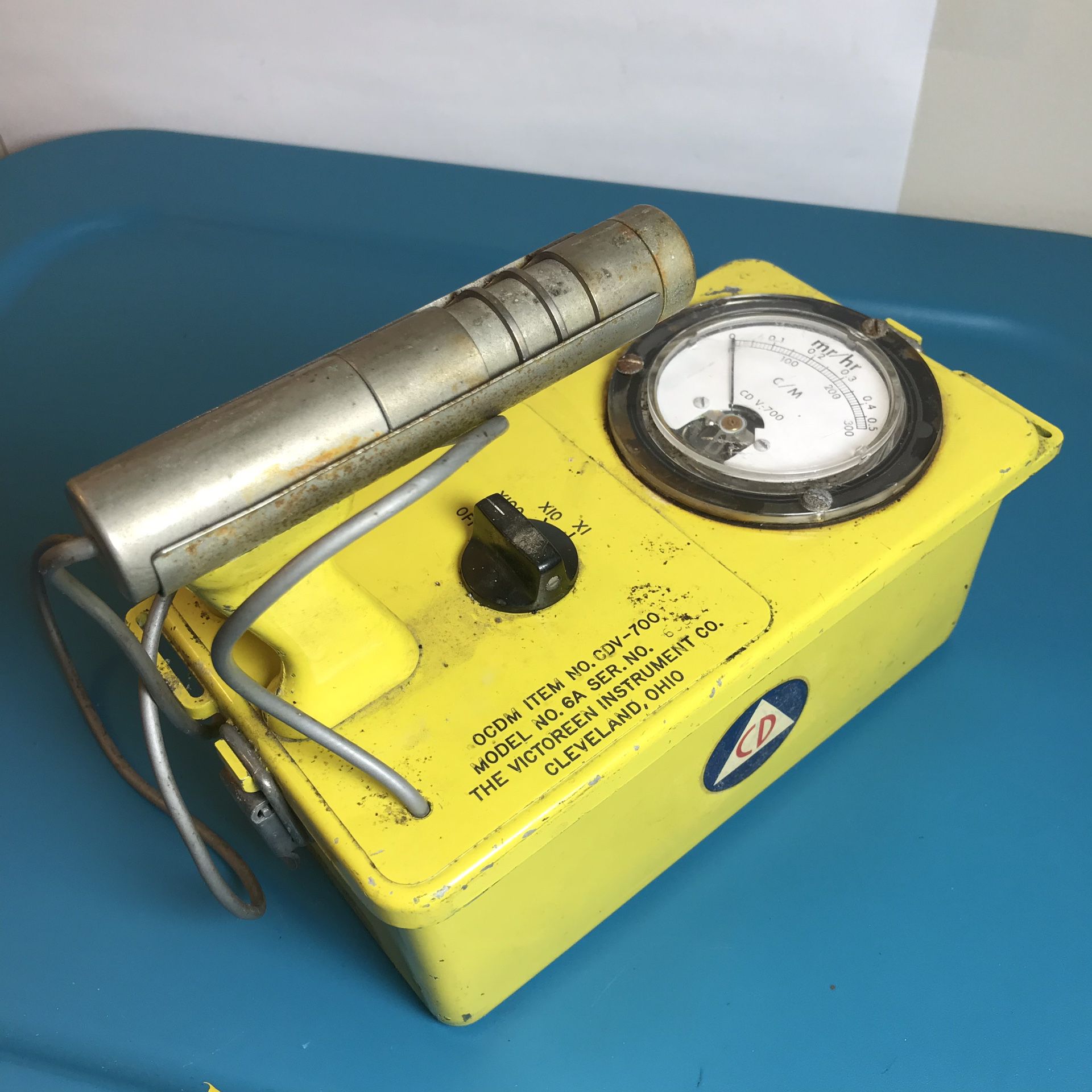 Victoreen CDV-700 Model No. 6A Geiger Counter Civil Defense
