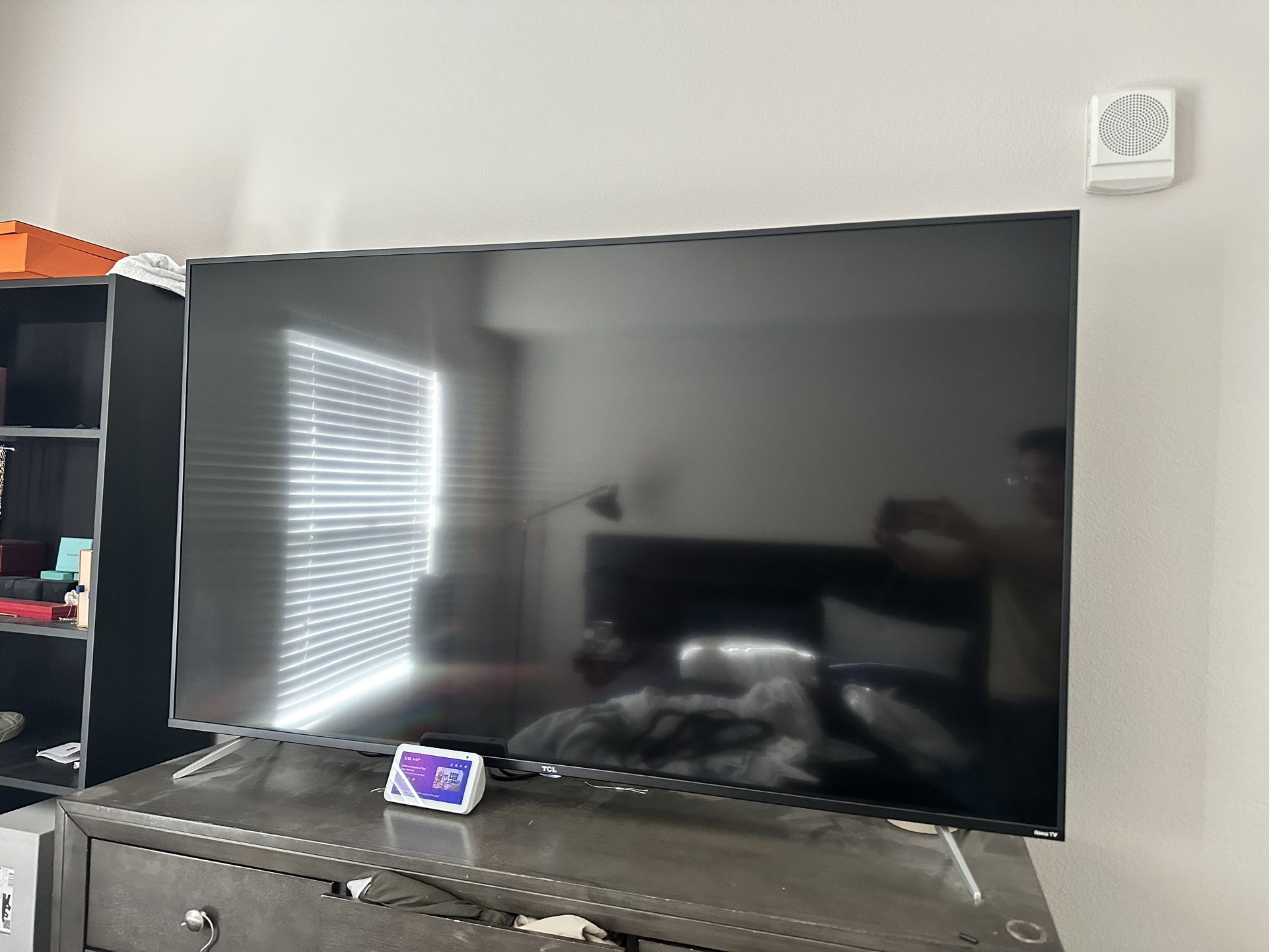65 Inch 4k TCL Roku Smart Tv 5 Series