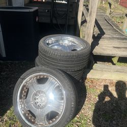 (3) 18” Wheels 5x114.3 / Universal