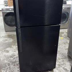 Kenmore Top Freezer Refrigerator 