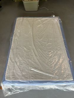Zinus Brand Memory Foam Mattress Full Size - New