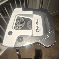 Lefty  Taylormade Spider GTx 34 Inch New In Plastic 