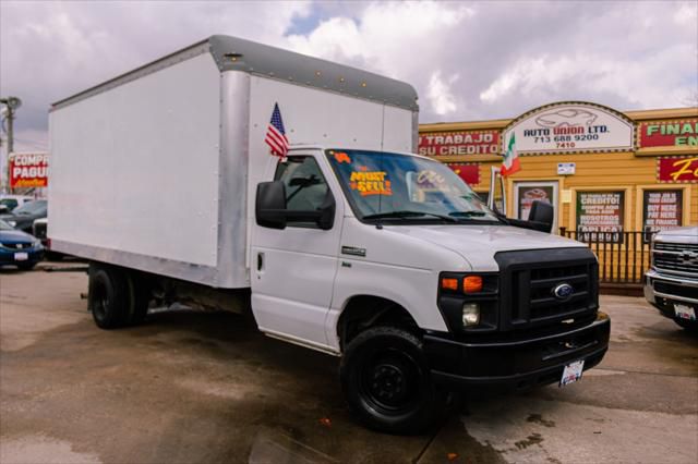 2014 Ford E-350 Cutaway