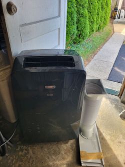 Lg 12000 btu portable air conditioner.