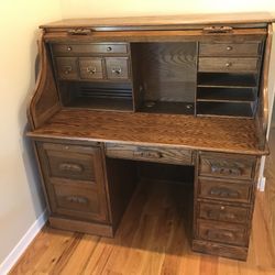 Red Oak Roll Top desk