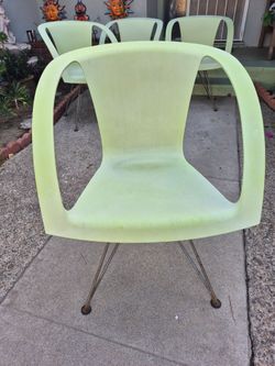 Burkhard Vogtherr "Loop" chairs for Davis