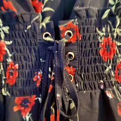 Black Blouse With Red 🌺 