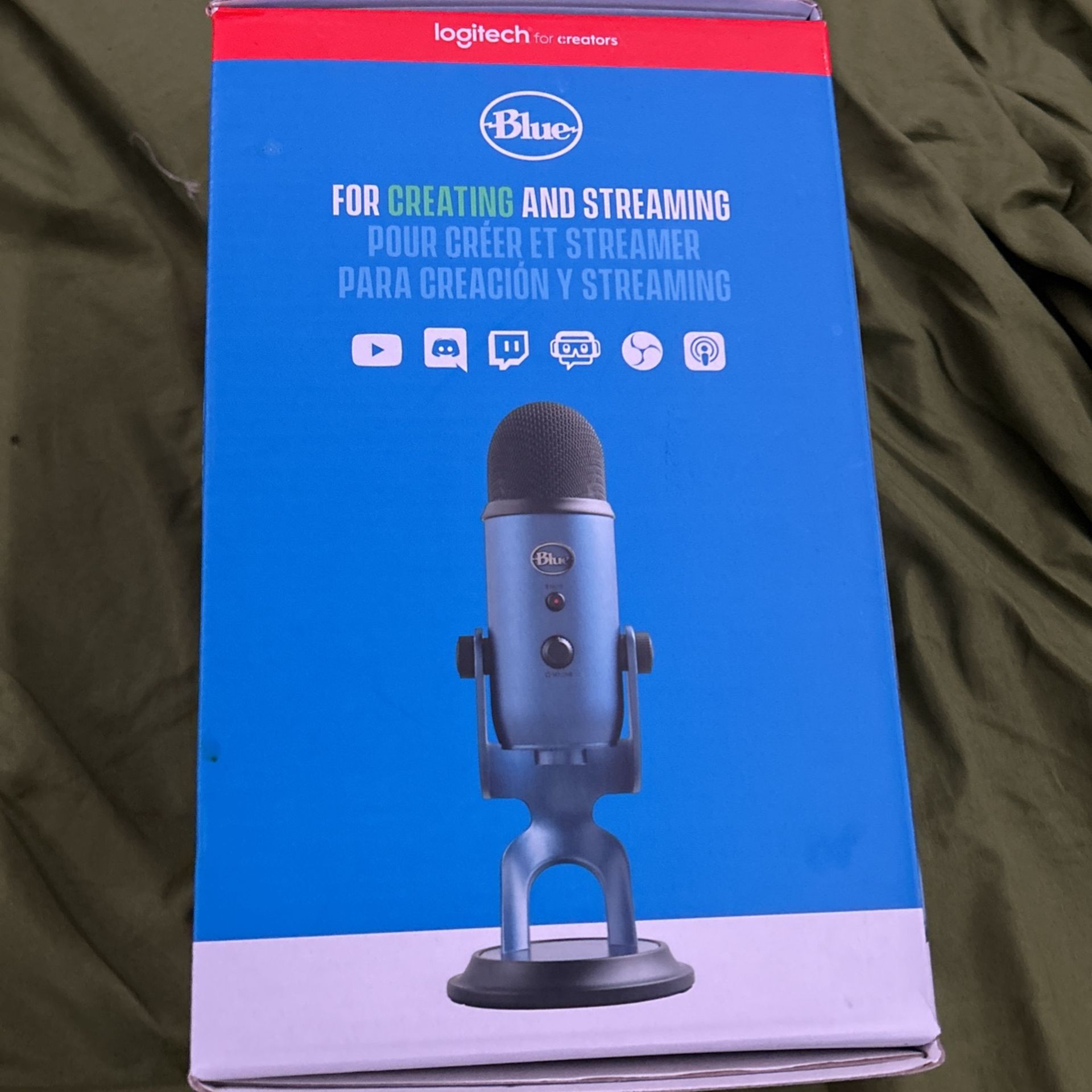 Blue Yeti Logitech Mic