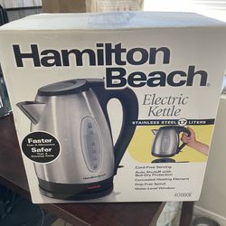Electric Kettle stainless steel 1.7 liters, Brand New Sealed in box