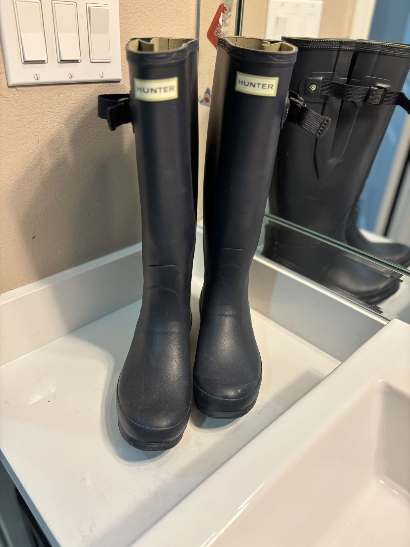 Original Hunter Rain Boots Size 9