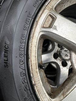 225 60 16 Tires