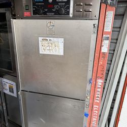 Restaurant holding cabinet