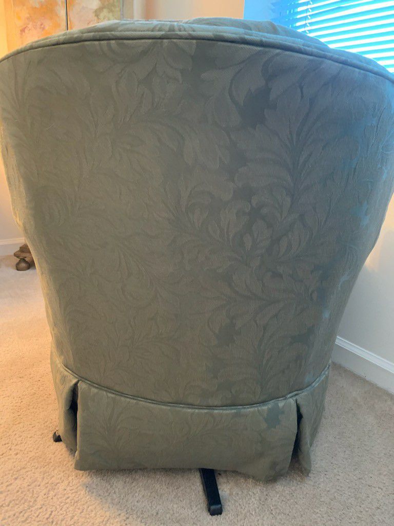 Green Swival Chair