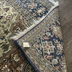 Rug