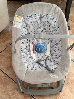 Baby rocker and bouncer in 1
