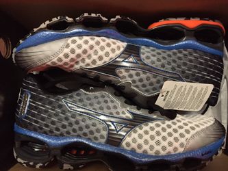Men’s Mizuno Wave Prophecy 4 sneakers