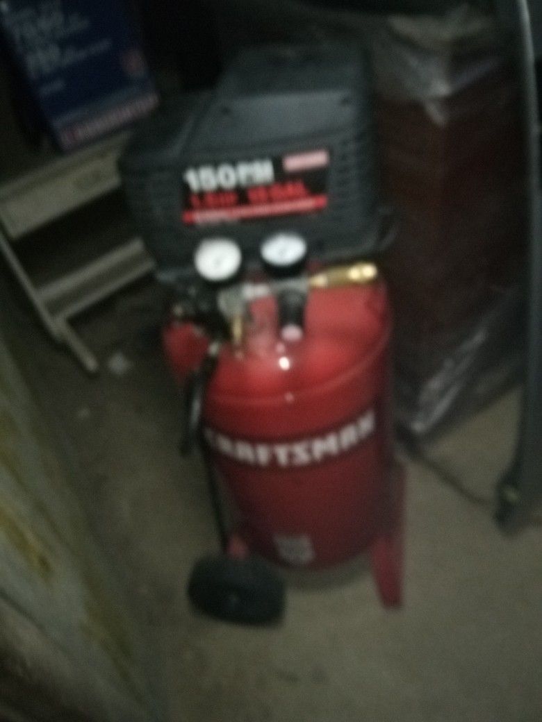 Craftsman 15 Gallon Air Compressor 