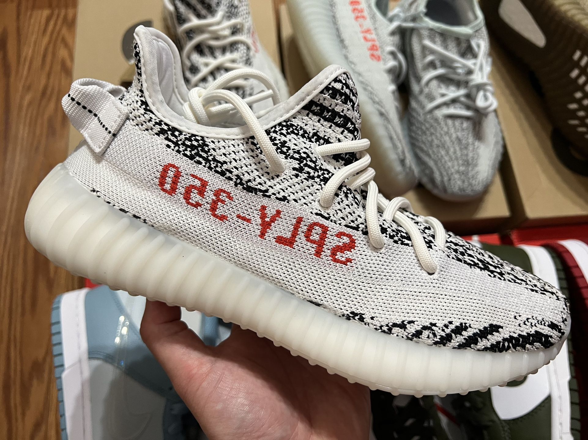 Yeezy 350 v2 ‘Zebra’ *BRAND NEW*