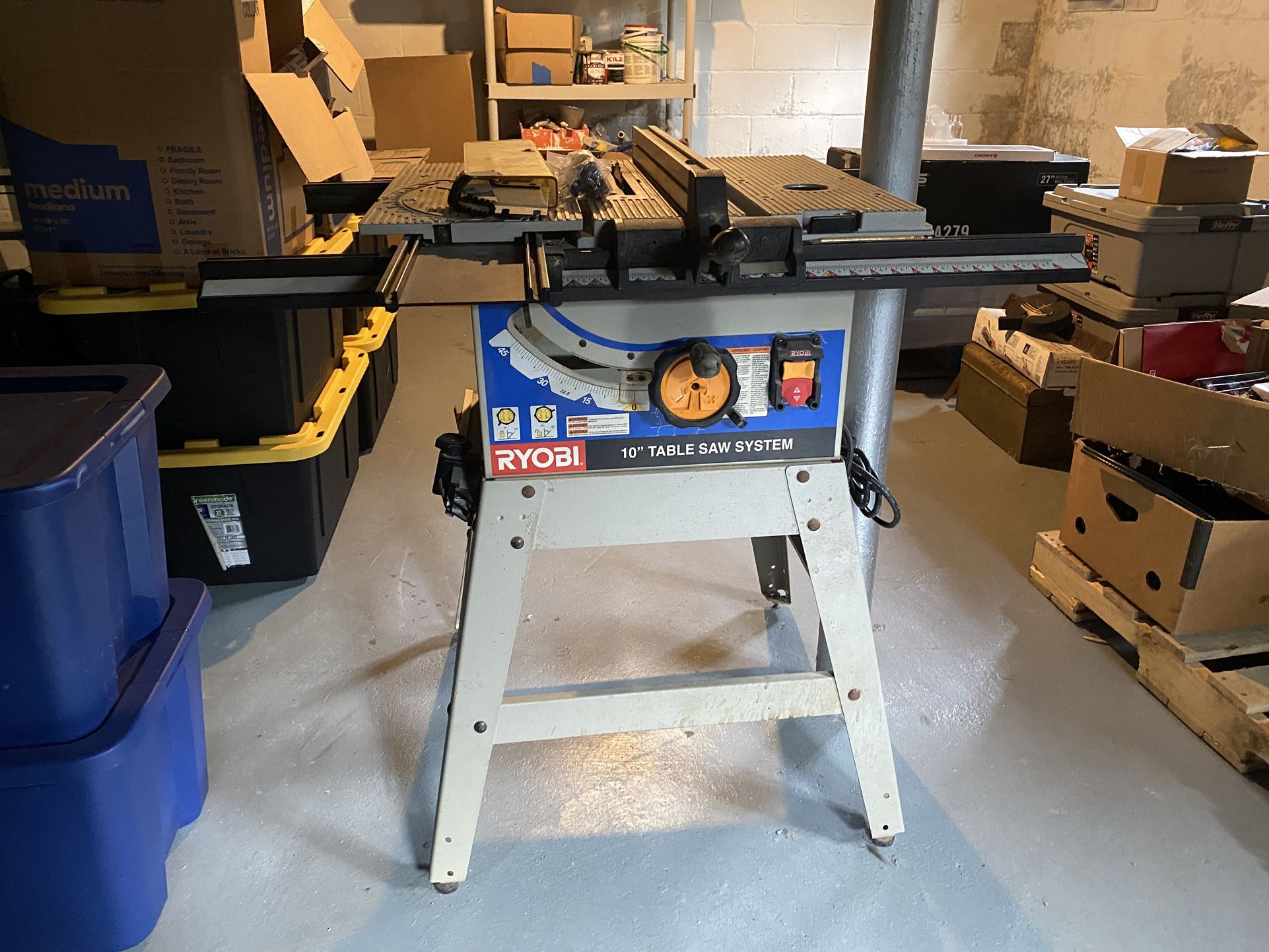 Ryobi BT3100-1 Table Saw