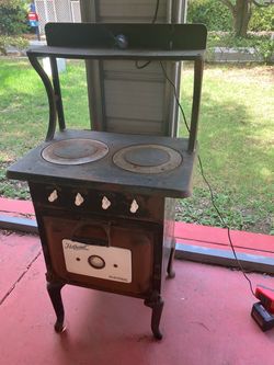 Vintage electric stove
