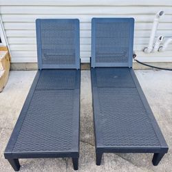 Tanning Chairs 