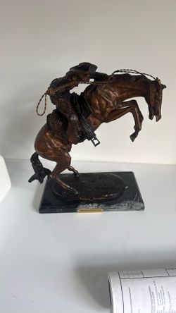Frederic Remington “Bronco Buster” Sculpture – Marble Base – 15”