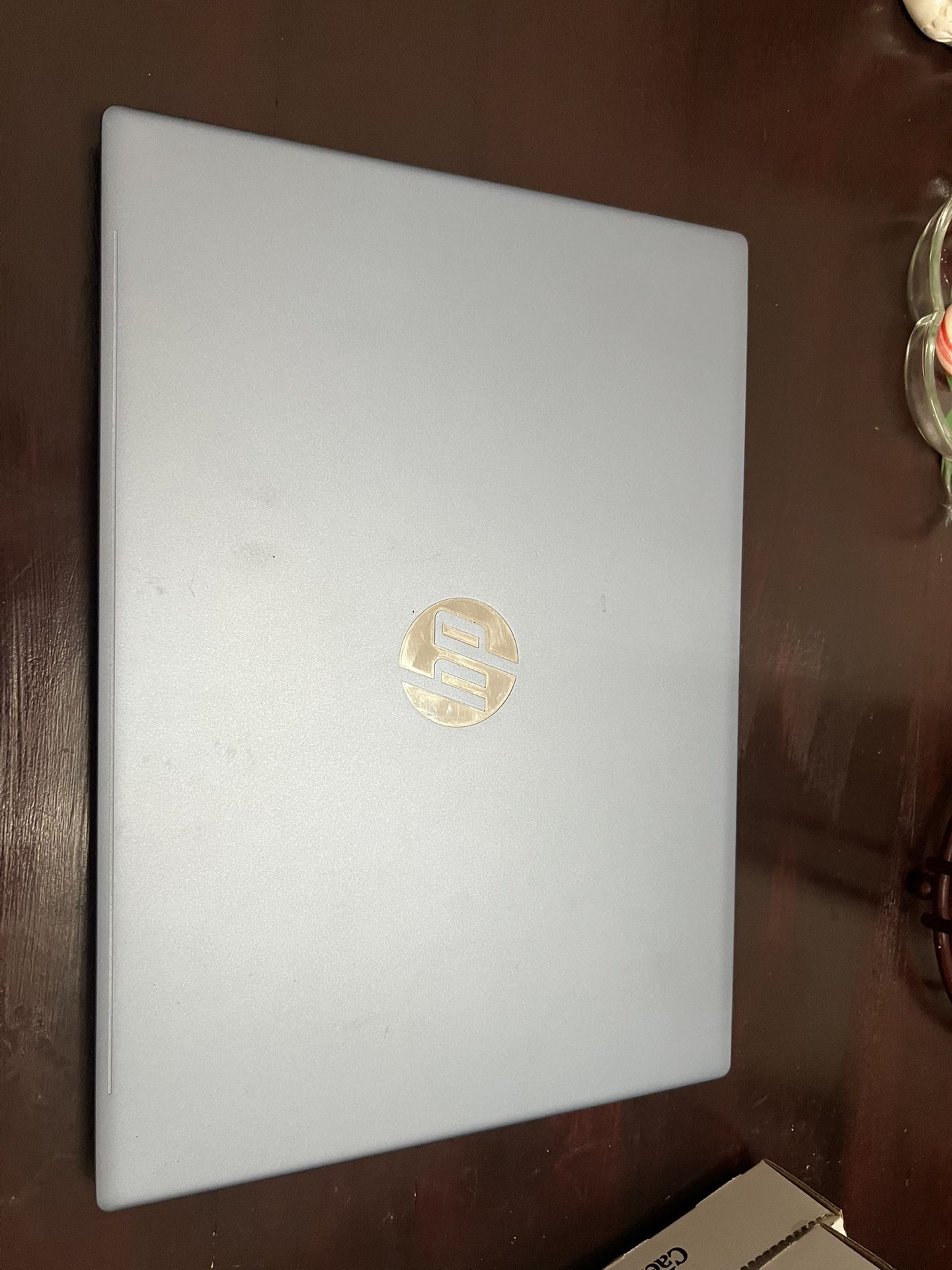 Hp 16 Inch Screen-Gray blue In color