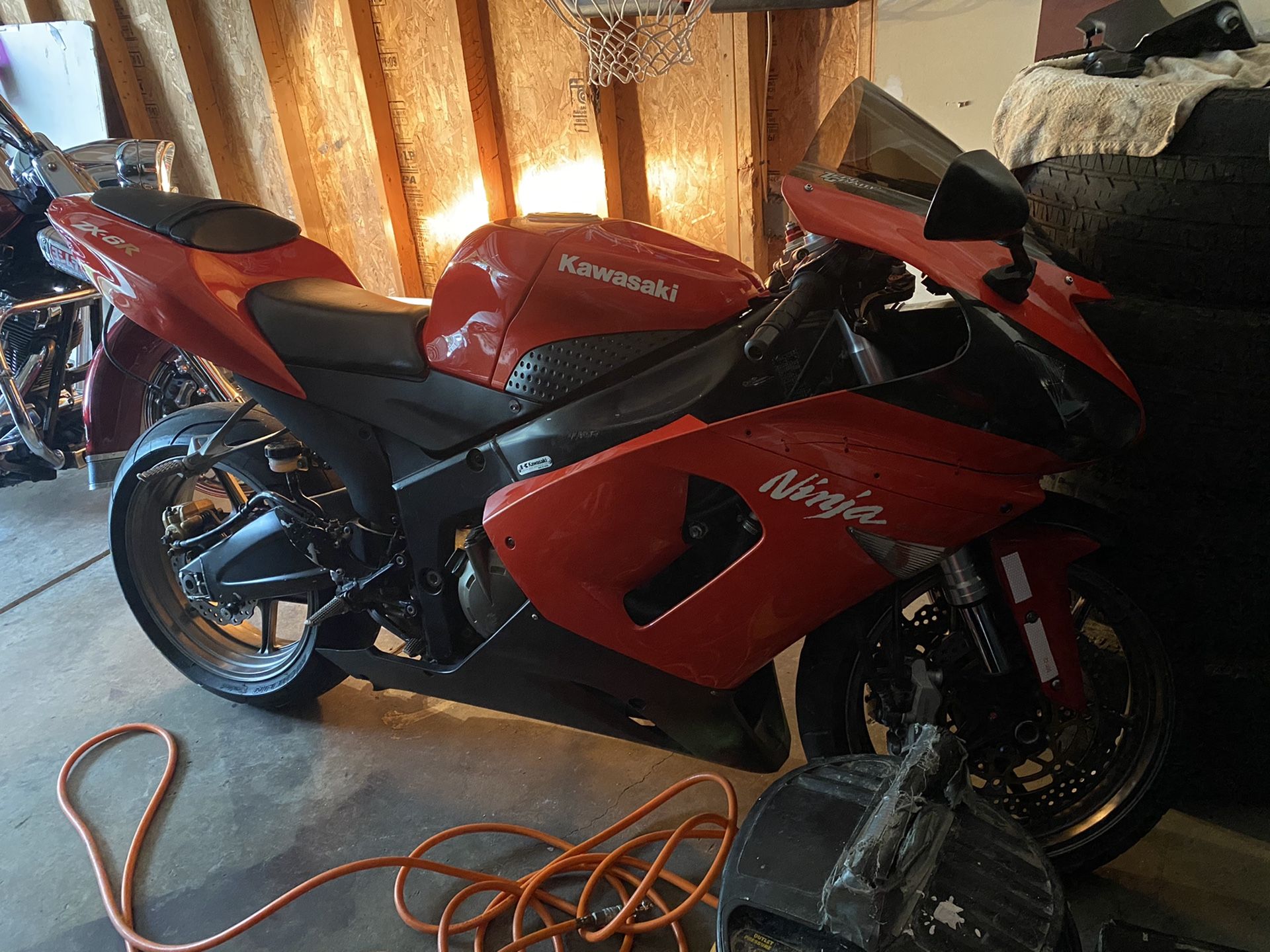 05 Kawasaki Ninja 636