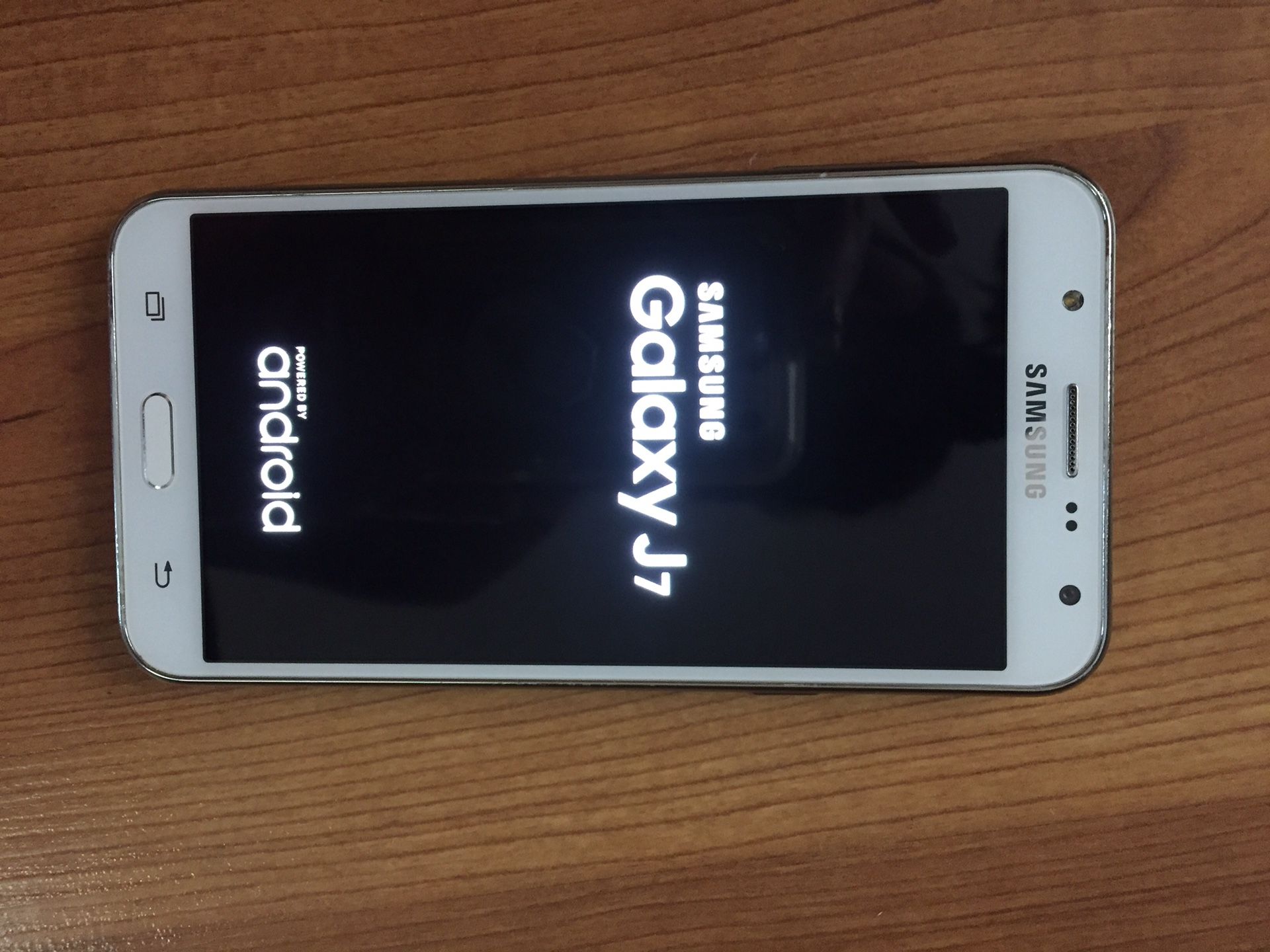 Samsung galaxy J7