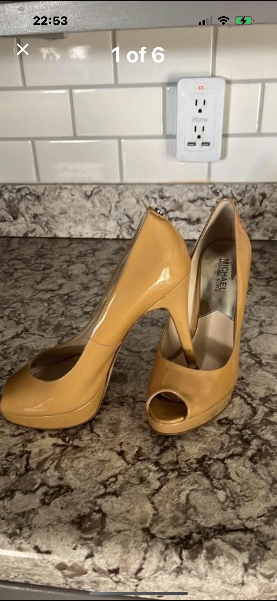 Michael by Michael Kors, Tan patent leather stiletto heels size 8