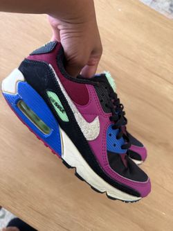 Nike Air Max 90 Sneakers