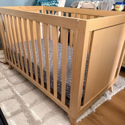 Davinci Otto Crib. Like New. 