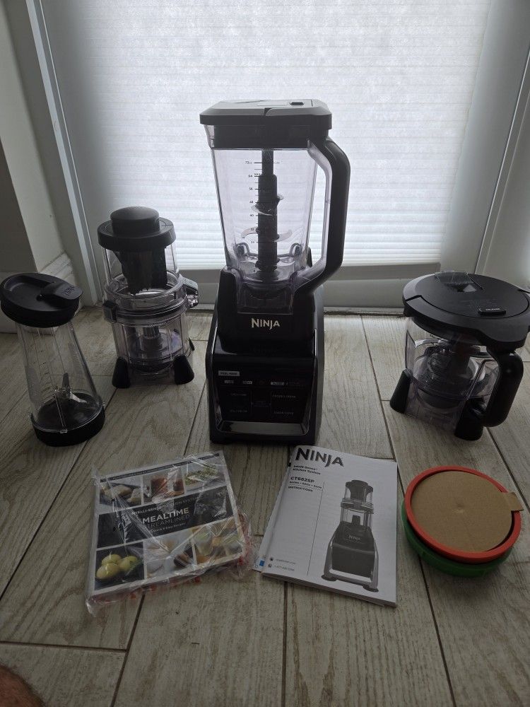 Ninja Intelli-Sense Kitchen System Blender CT682SP