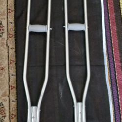 2 New Crutches Up To 300 Pounds  $30 Pick Up At Country Club And Grant 