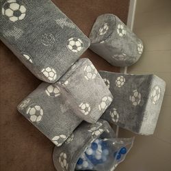 Lamerge Soccer-Themed Modular Play Blocks with Ball Pit Balls