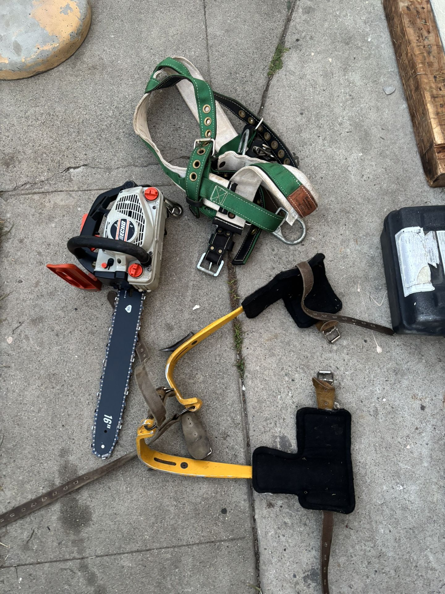Arboleros Tree Climbing Tools