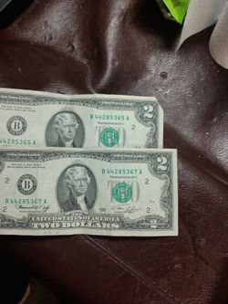 $2 Dollar Bills  &  (2) 1976 Bicentennial Bills