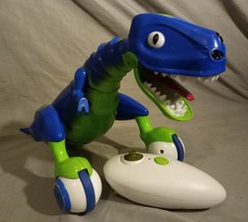 Zoomer hotsell dino jester