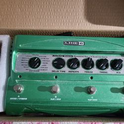 Line 6 DL4 Guitar Delay Effects Pedal