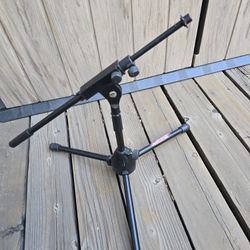 Short Mic / Instrument Stand
