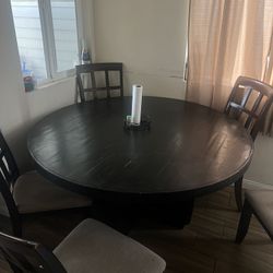 Kitchen Table 