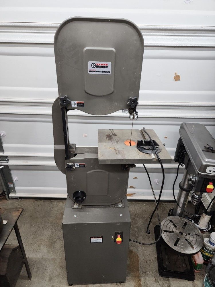 Central Machinery 14" Band Saw And 13" Drill Press for Sale in