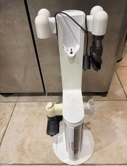 Dyson V10 Dok