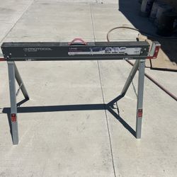 Sawhorse Table 2pz
