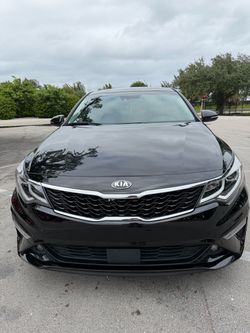 Kia Optima Black 2019