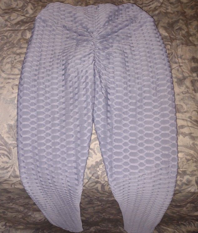 Scrunchy Booty Leggings Gray Size S/M