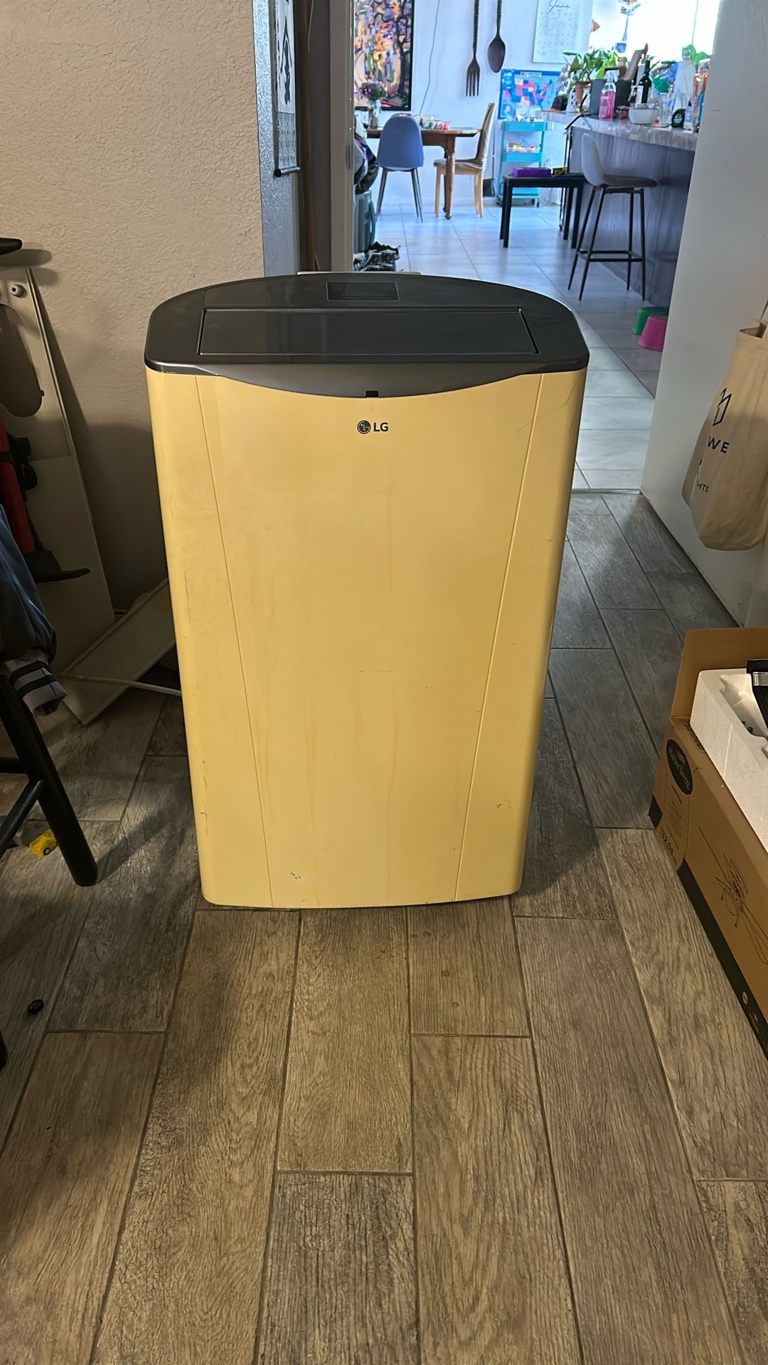 LG Free Standing AC Unit