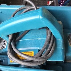 Makita Power Planer 82mm 3 1/4"