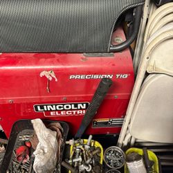    Lincoln  Tig Welding Machine 